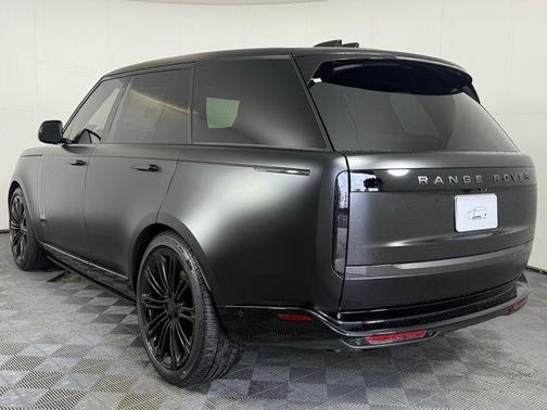 2026 Land Rover Range Rover AUTOBIOGRAPHY