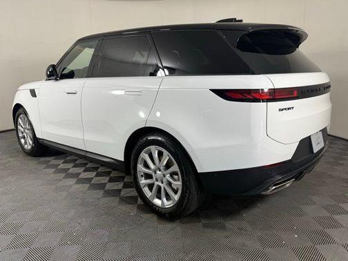 2025 Land Rover Range Rover Sport P360 SE