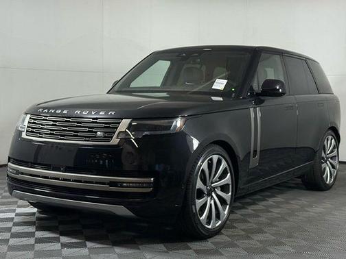 2026 Land Rover Range Rover P530 SE