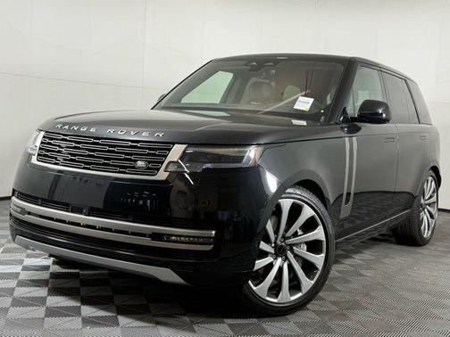 2026 Land Rover Range Rover P530 SE