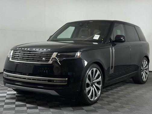 2026 Land Rover Range Rover P530 SE