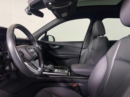 2021 Audi Q7 55 Premium