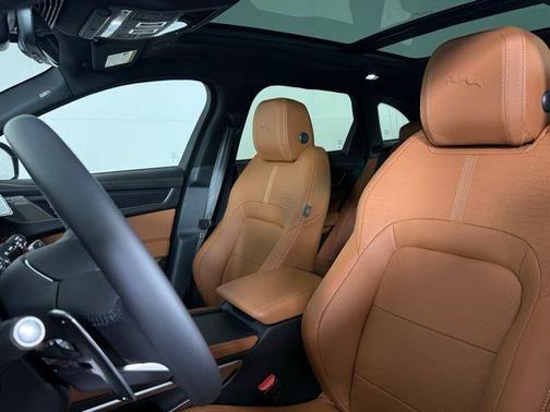 2026 Jaguar F-PACE P250 R-Dynamic S