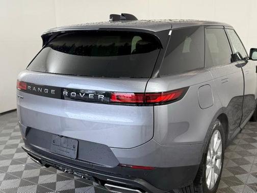 2025 Land Rover Range Rover Sport P360 S