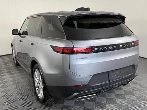 2025 Land Rover Range Rover Sport P360 S