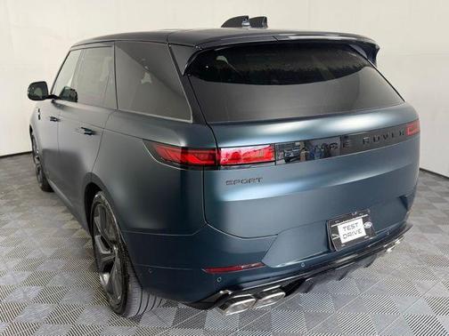 2025 Land Rover Range Rover Sport P530 Autobiography