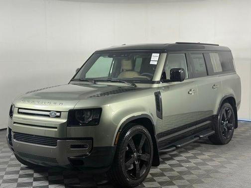 2025 Land Rover Defender P400 X-Dynamic SE