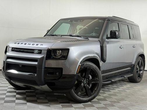 2024 Land Rover Defender P400 X-Dynamic SE