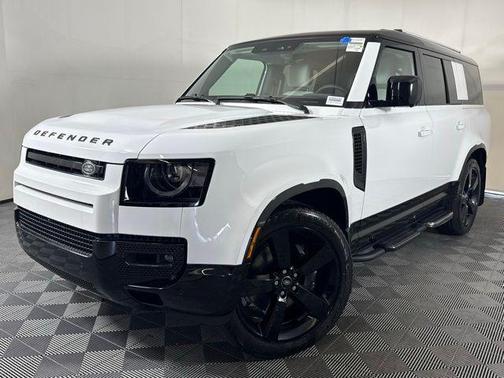 2025 Land Rover Defender P400 X-Dynamic SE
