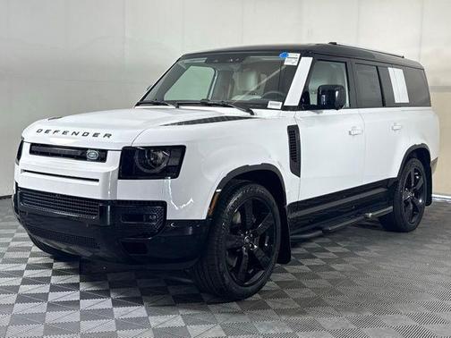 2025 Land Rover Defender P400 X-Dynamic SE