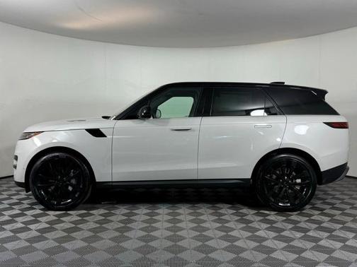 2025 Land Rover Range Rover Sport P360 SE