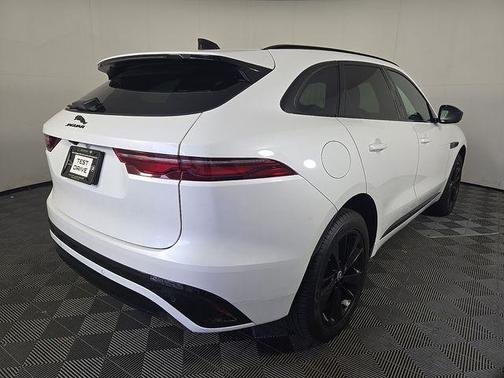 Ostuni Pearl White 2025 Jaguar F-PACE P250 R-Dynamic S