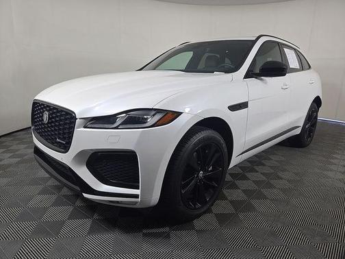 Ostuni Pearl White 2025 Jaguar F-PACE P250 R-Dynamic S