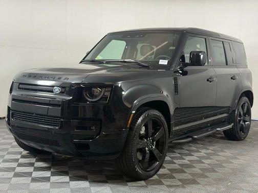 2026 Land Rover Defender 110 V8