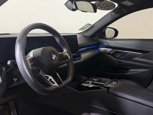 2024 BMW 530 i