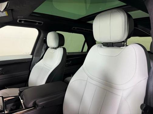 2025 Land Rover Range Rover Sport P530 Autobiography
