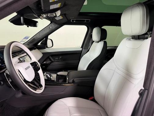 2025 Land Rover Range Rover Sport P530 Autobiography