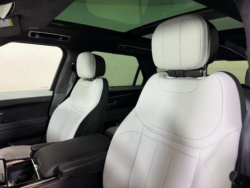 2025 Land Rover Range Rover Sport P530 Autobiography