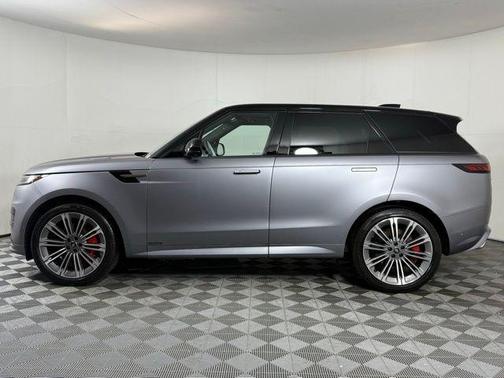 2025 Land Rover Range Rover Sport P530 Autobiography