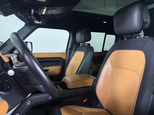 2023 Land Rover Defender X-Dynamic SE