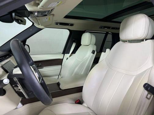2024 Land Rover Range Rover P530 SE