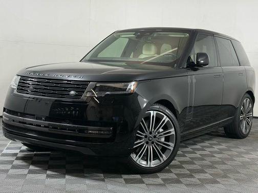 2024 Land Rover Range Rover P530 SE