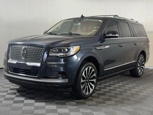 2022 Lincoln Navigator L Reserve