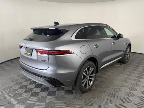 2026 Jaguar F-PACE P250 R-Dynamic S