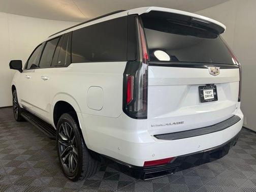 2021 Cadillac Escalade ESV Sport