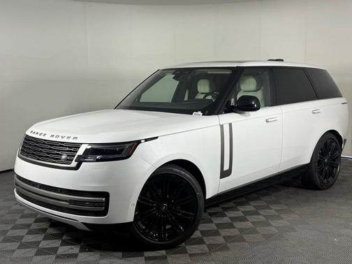 2025 Land Rover Range Rover P400 SE