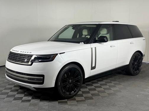 2025 Land Rover Range Rover P400 SE