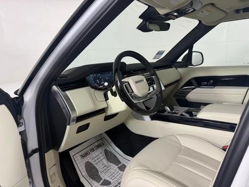 2025 Land Rover Range Rover P400 SE