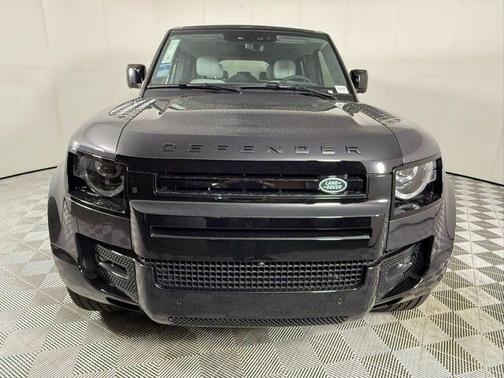 2025 Land Rover Defender P400 X