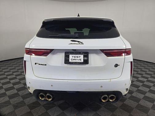 Fuji White 2022 Jaguar F-PACE SVR