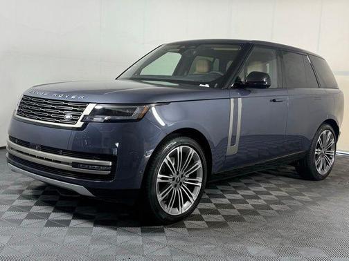 2025 Land Rover Range Rover P400 SE