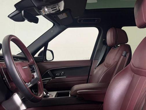 2024 Land Rover Range Rover P400 SE