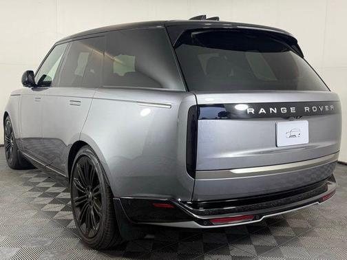 2024 Land Rover Range Rover P400 SE