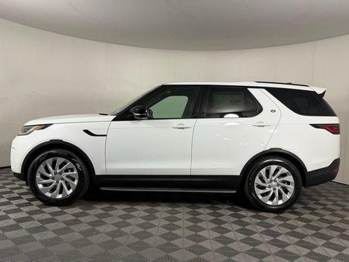 2025 Land Rover Discovery P300 S