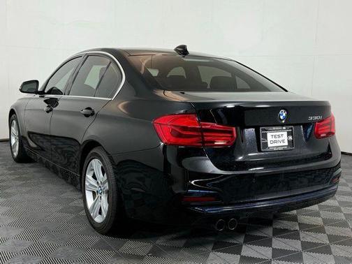 2017 BMW 330 i