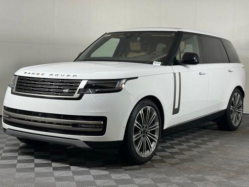 2026 Land Rover Range Rover P400 SE 7 Seat