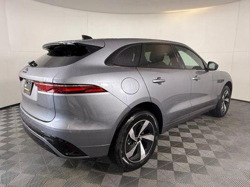 2025 Jaguar F-PACE P250 R-Dynamic S