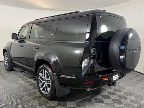 2024 Land Rover Defender P400 X