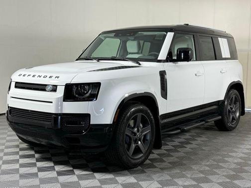 2025 Land Rover Defender P400 X-Dynamic SE