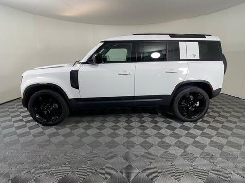 2024 Land Rover Defender P300