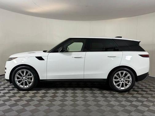 2024 Land Rover Range Rover Sport SE