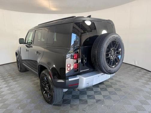 2025 Land Rover Defender P300