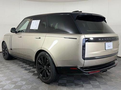 2023 Land Rover Range Rover P400 SE