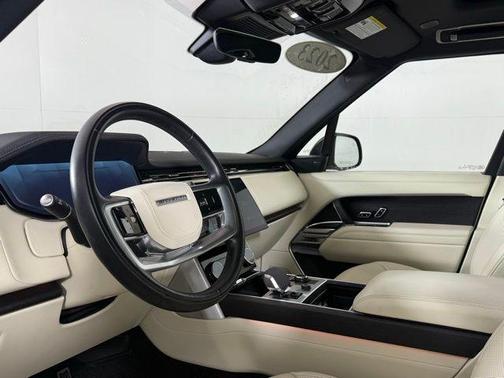 2023 Land Rover Range Rover P400 SE