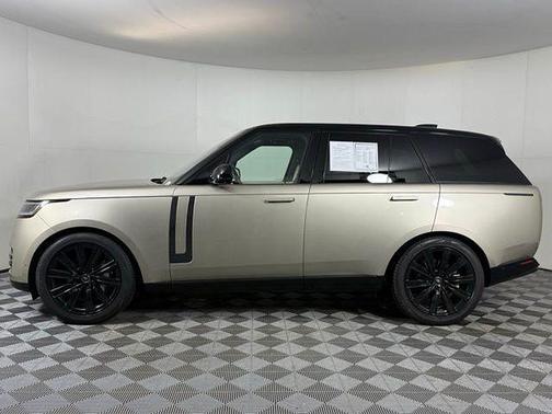 2023 Land Rover Range Rover P400 SE
