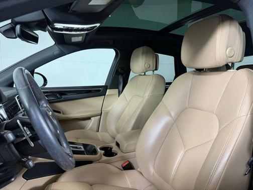 2022 Porsche Macan S